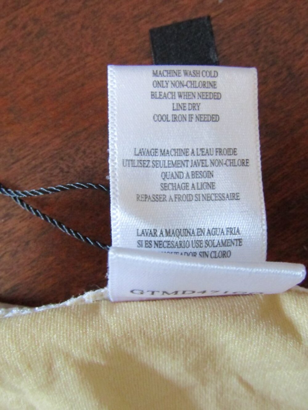 BCBG White Ruffle Swim Bottom Large - Picture 4 of 7